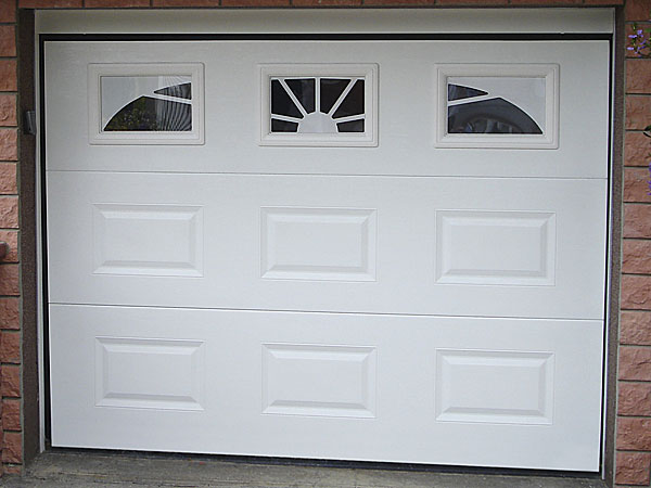 Porte de garage sur mesure : Enroulable, sectionnelle, basculante