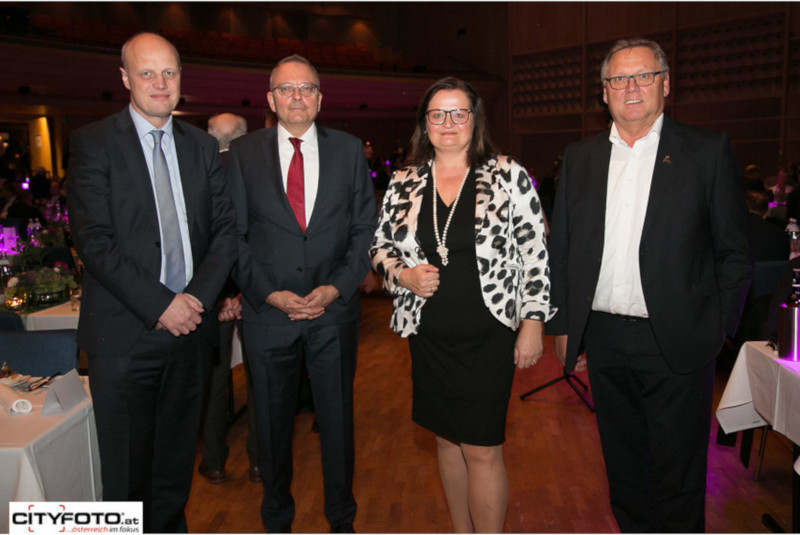 Internorm est fier de recevoir le Prix économique principal du Land de Haute-Autriche