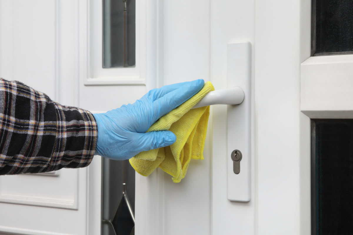 Les meilleurs conseils pour nettoyer votre porte d